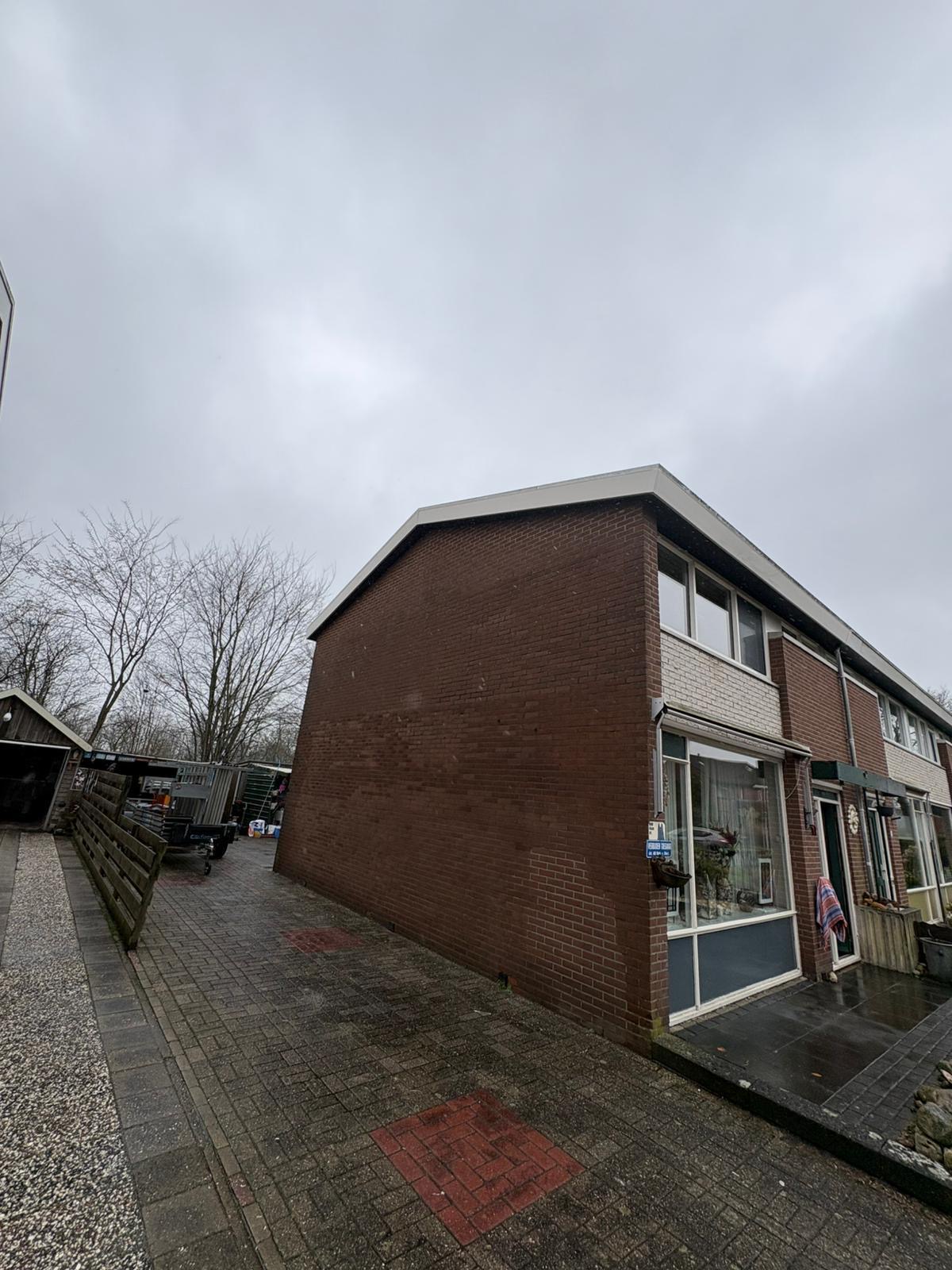 Dakkapel tijdens werkzaamheden op hoogte
